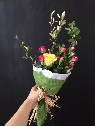 從花藝到景觀 重慶花藝培訓與景觀工程設計施工的行業洞察